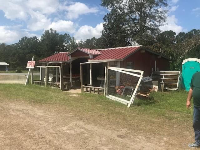 3292 Main St