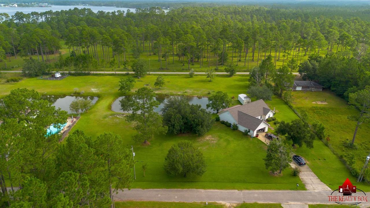 Blackwater Dr