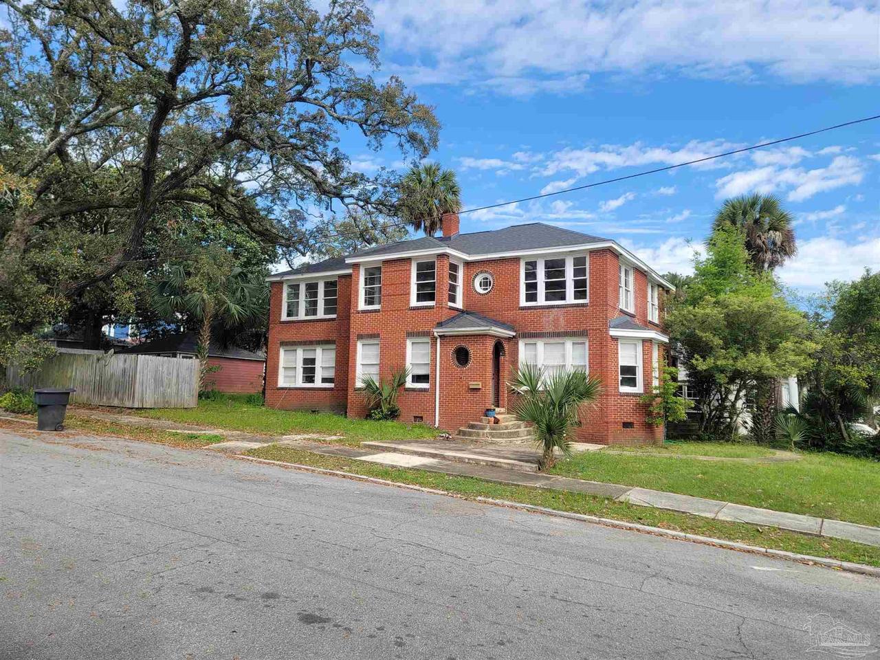 4 Desoto St