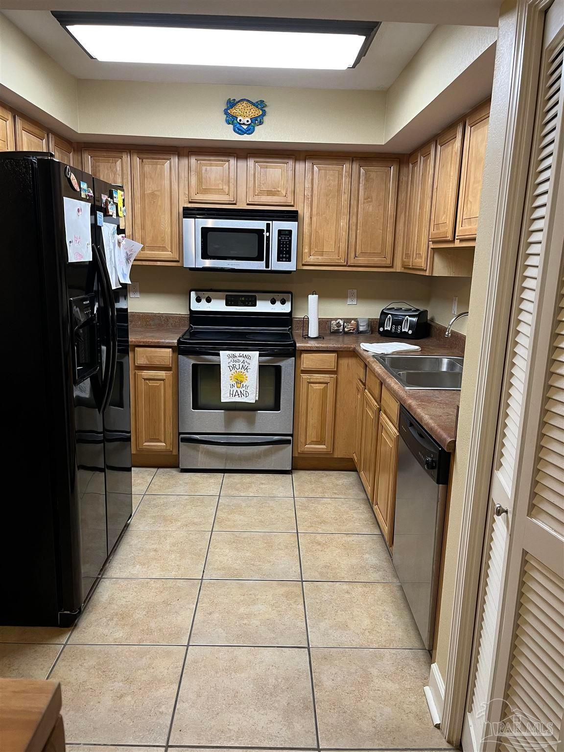 1600 Via Deluna Dr # 102 A