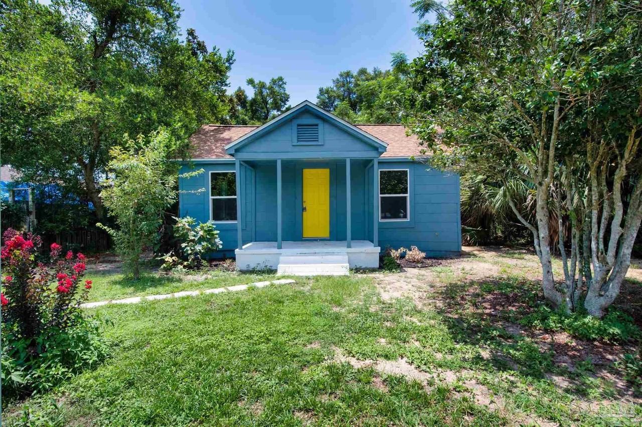 211 Broadmoor Ln