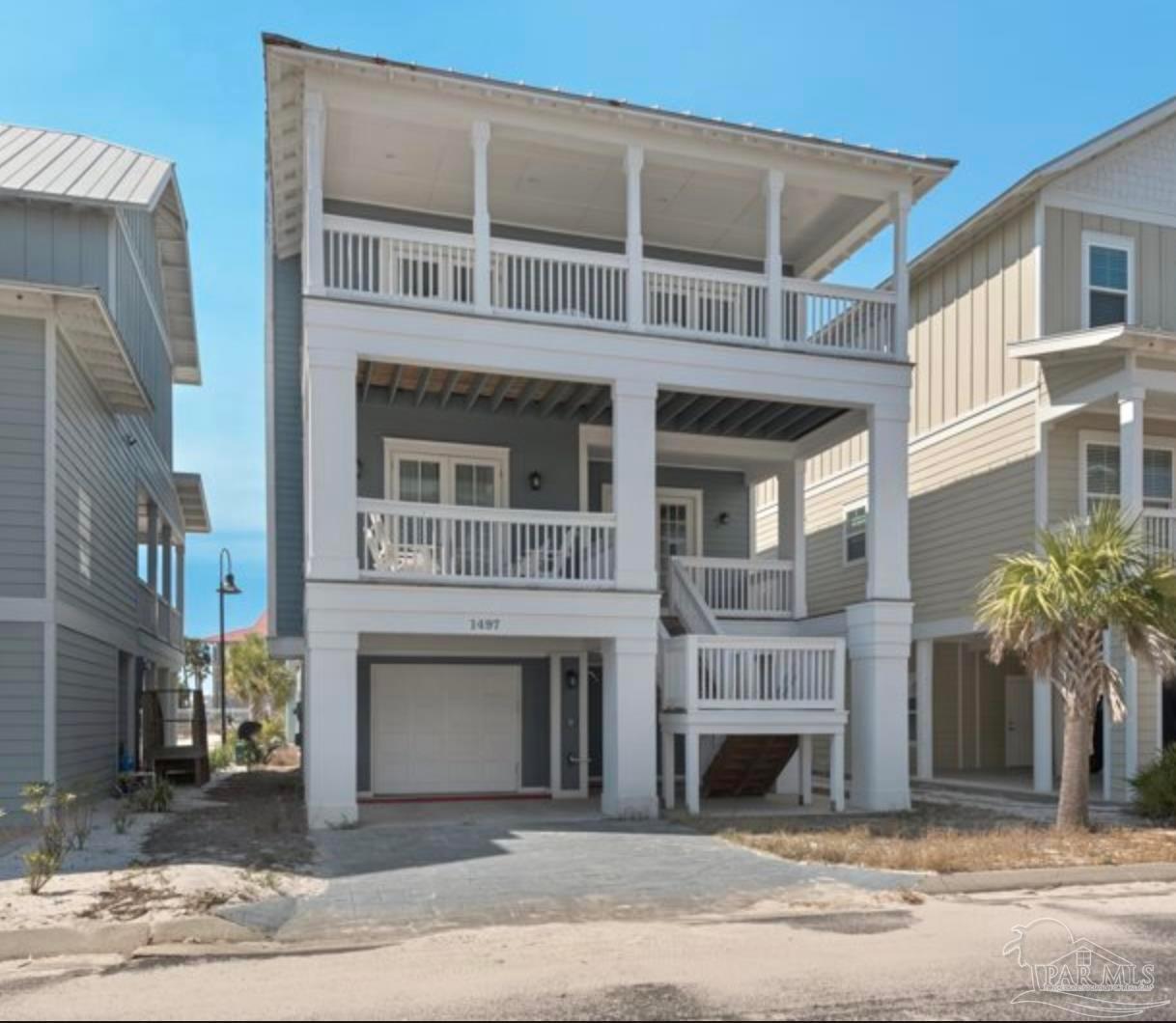 1497 Seaside Cir