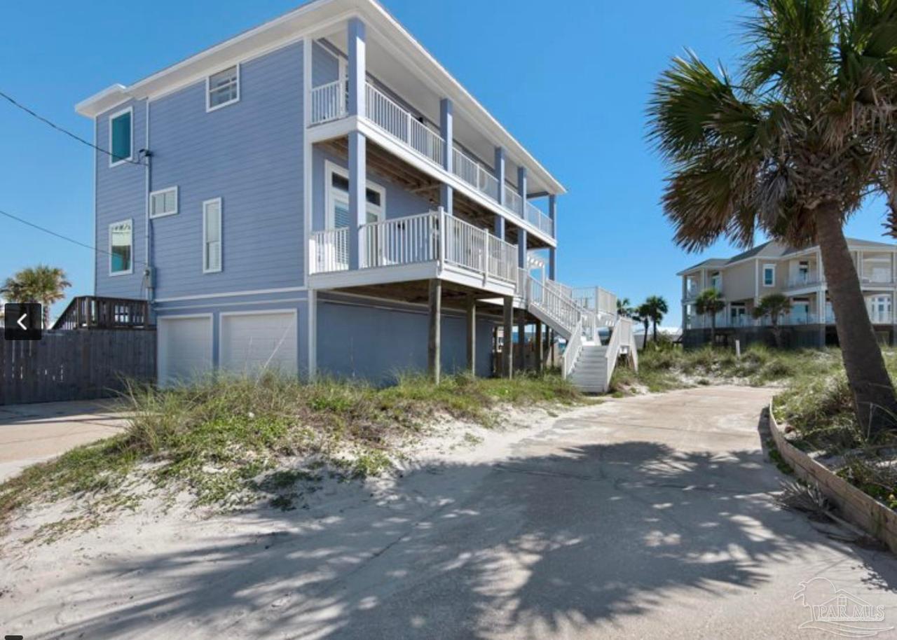 1315 Ariola Dr