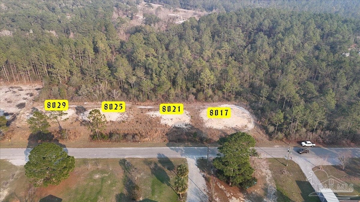 8021 Twin Lake Dr