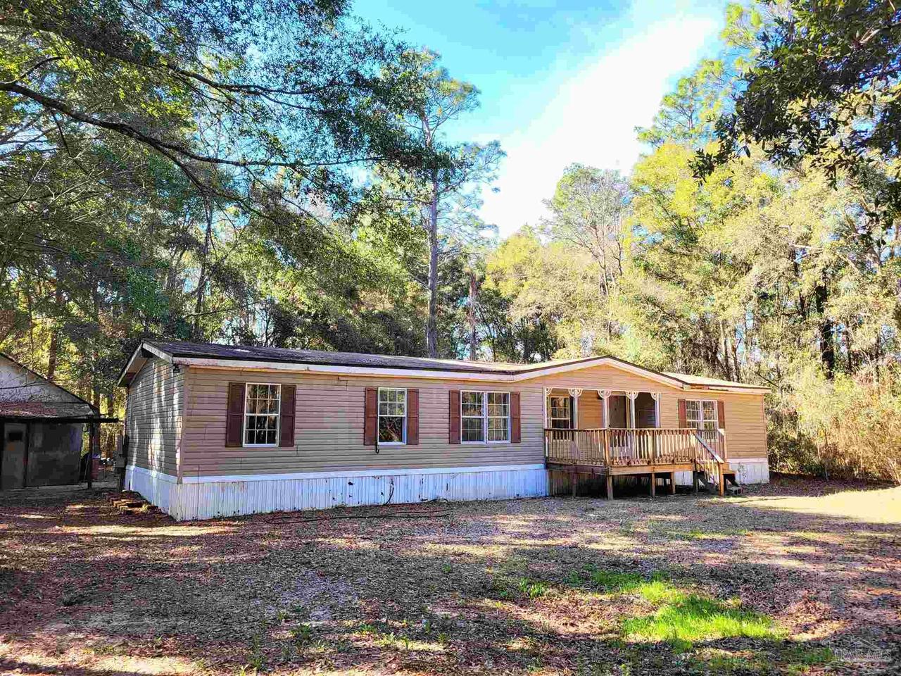 6337 Lynam Dr