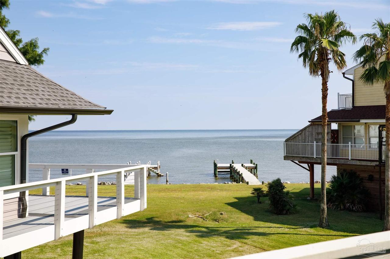 113 Bayshore Dr
