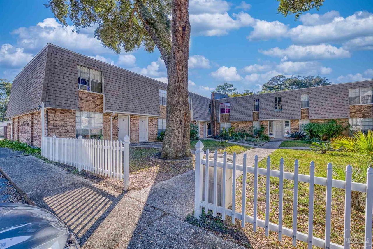 8101 Tippin Ave # D
