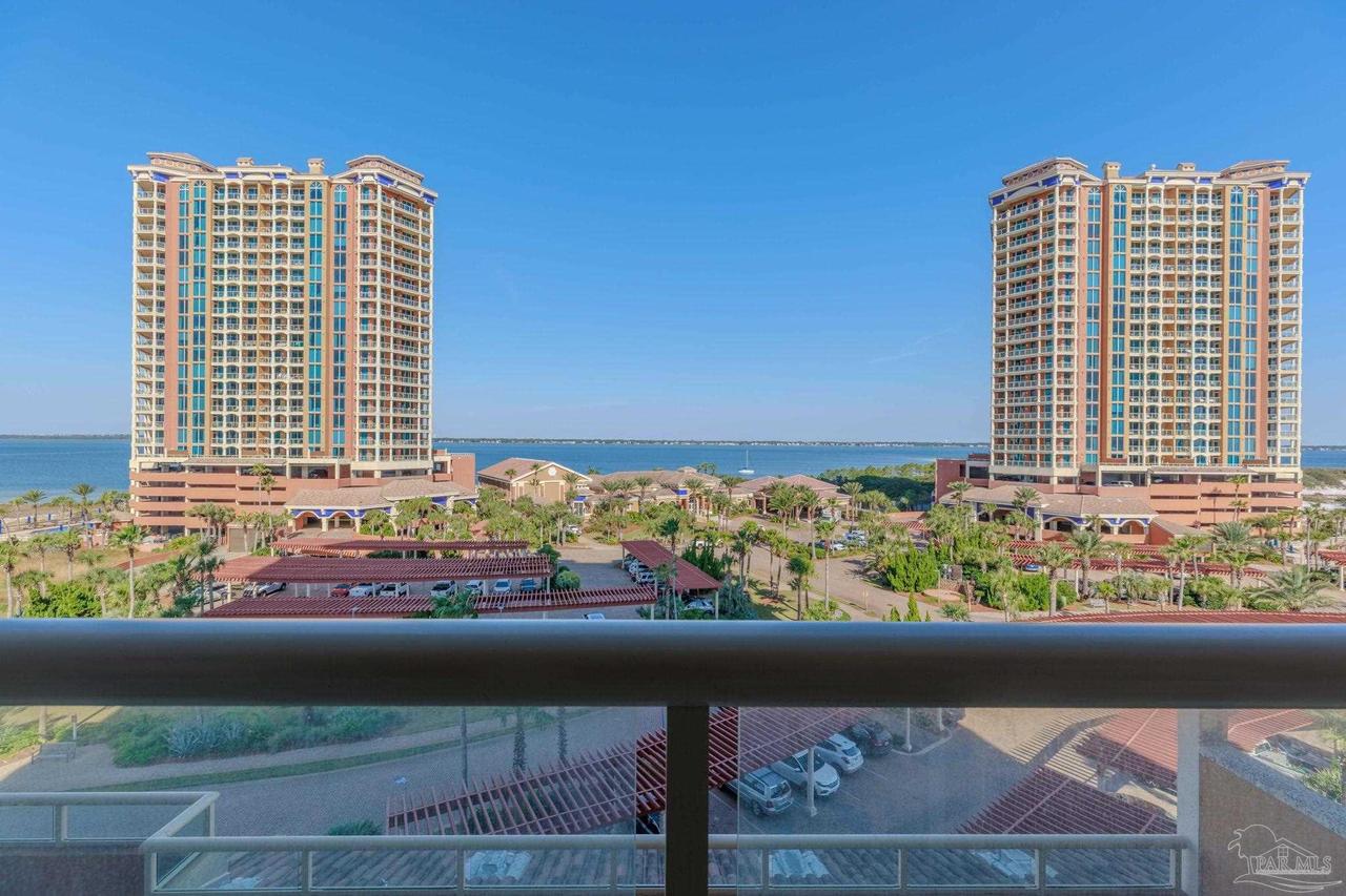 1 Portofino Dr # 605