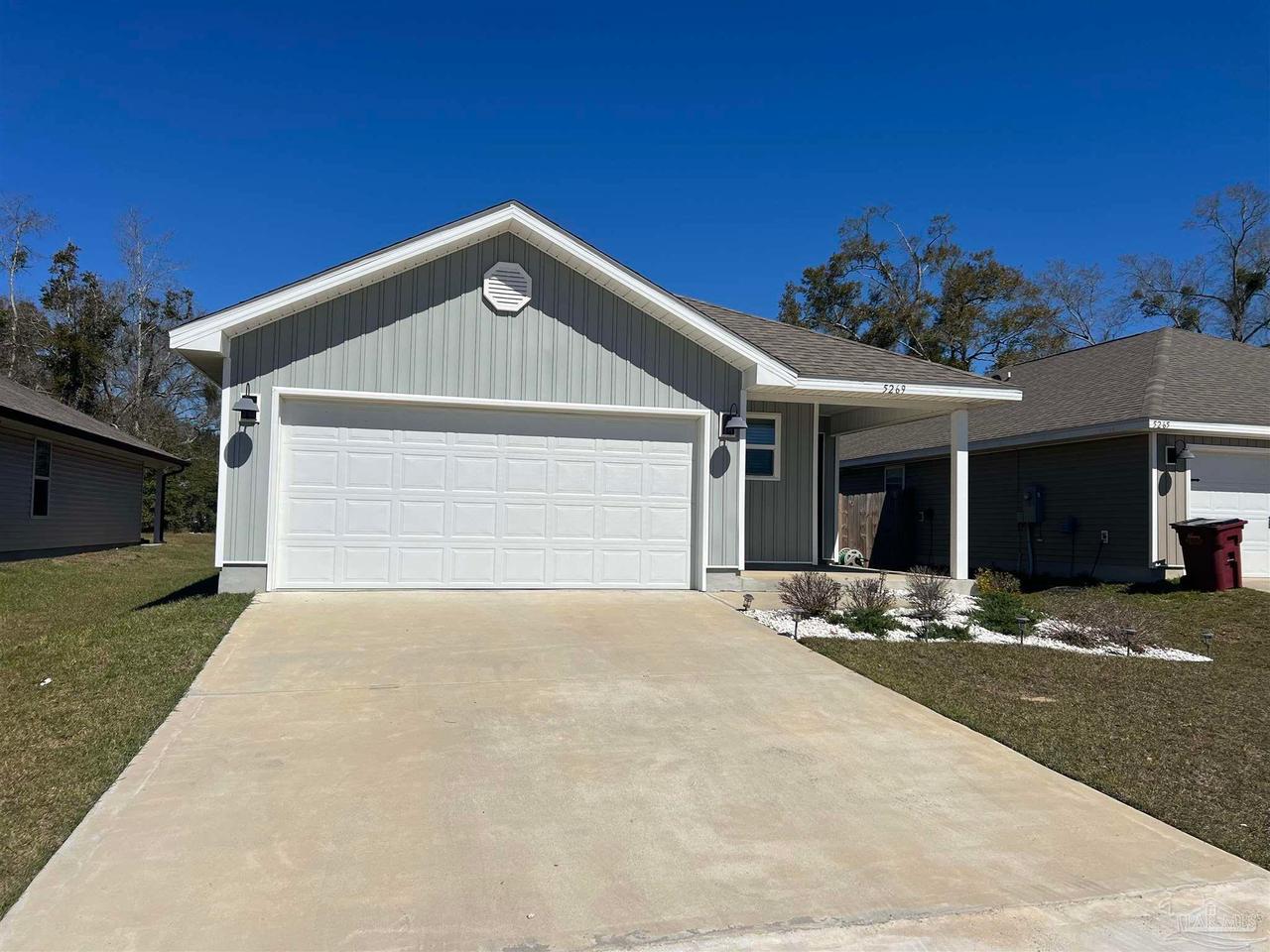 5269 Peach Dr