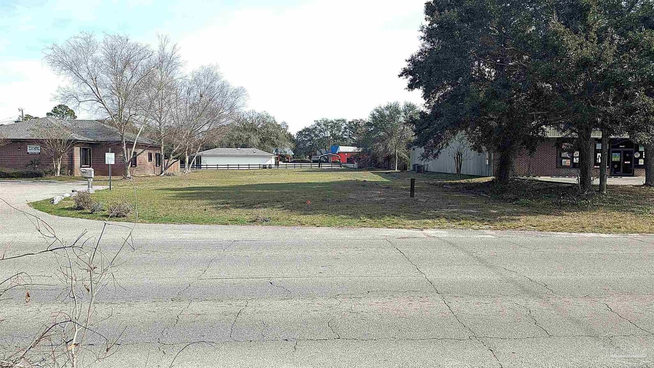6400 Blk Tippin Ave
