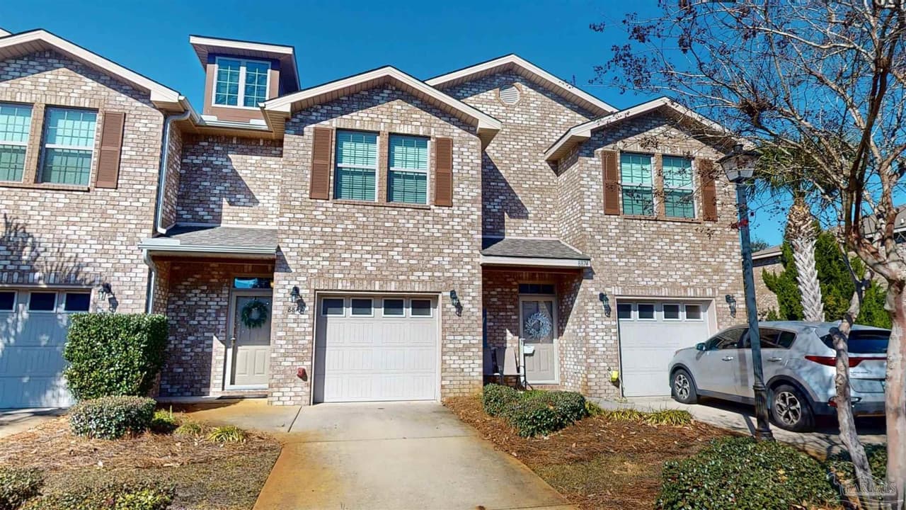 8872 White Ibis Way