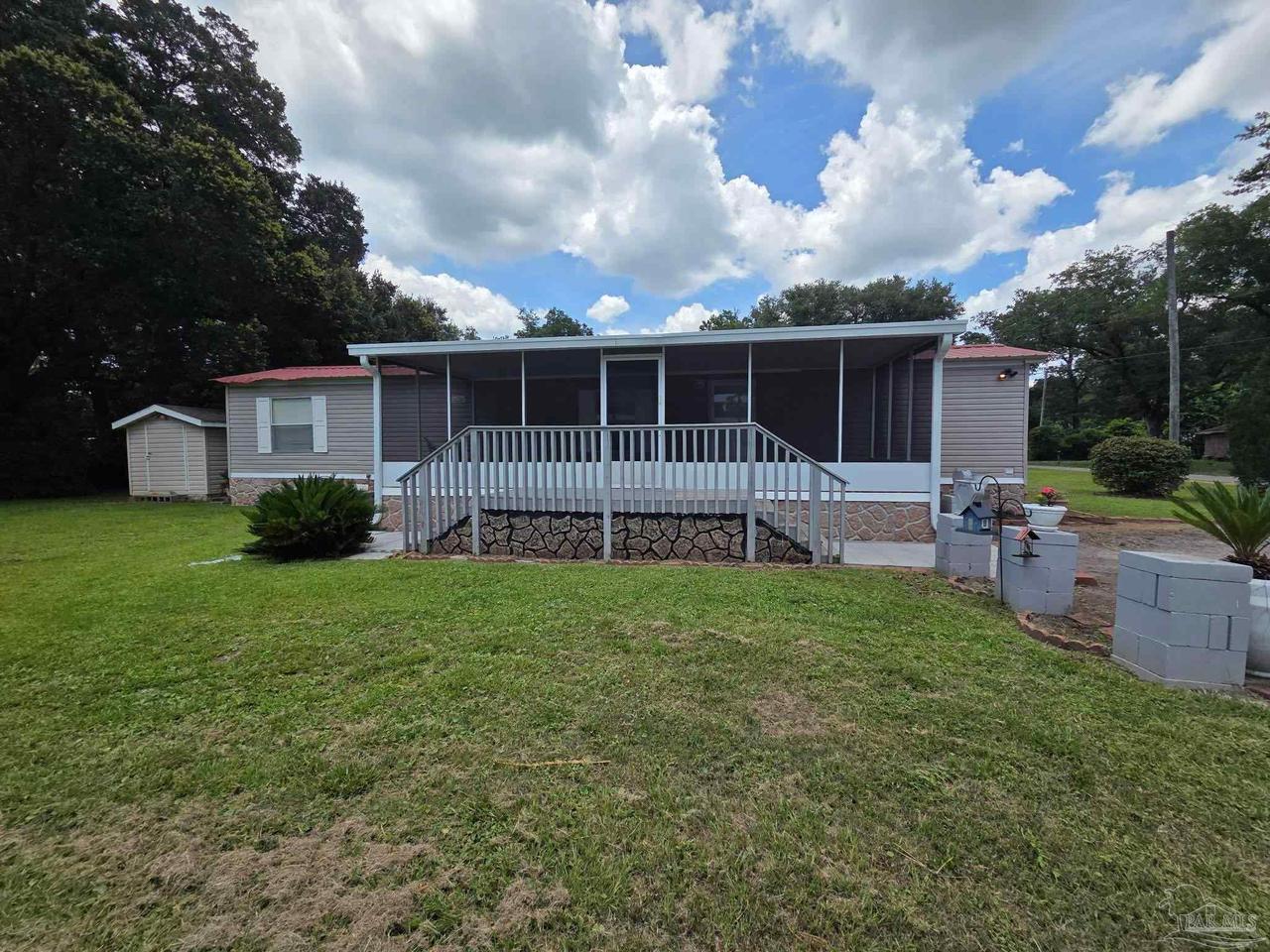 4505 Edgewood Dr