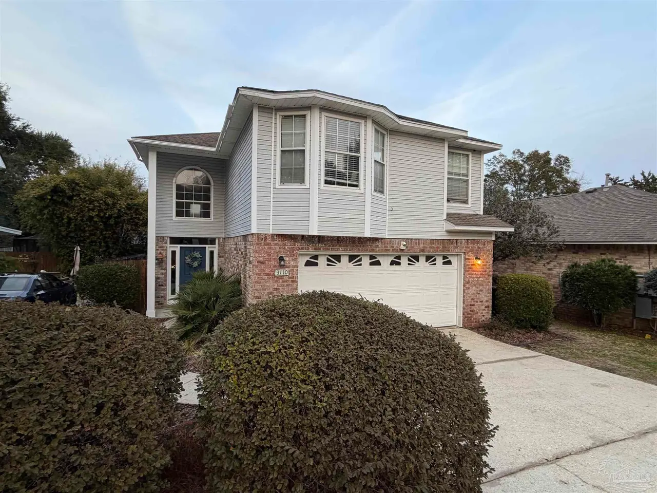 3110 Leesburg Sq