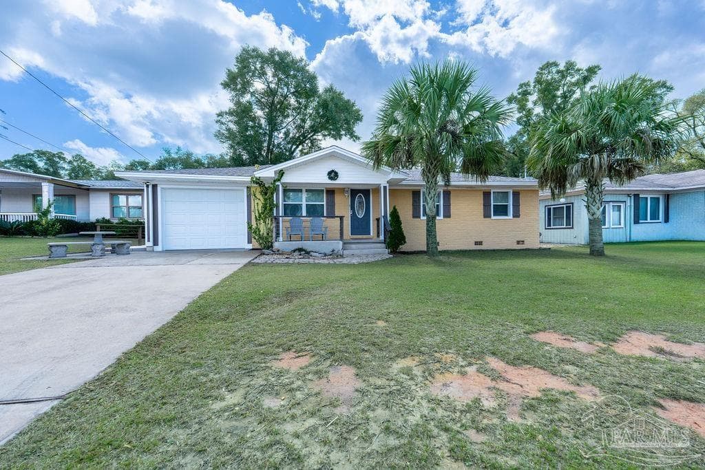 3521 Briar Cliff Dr