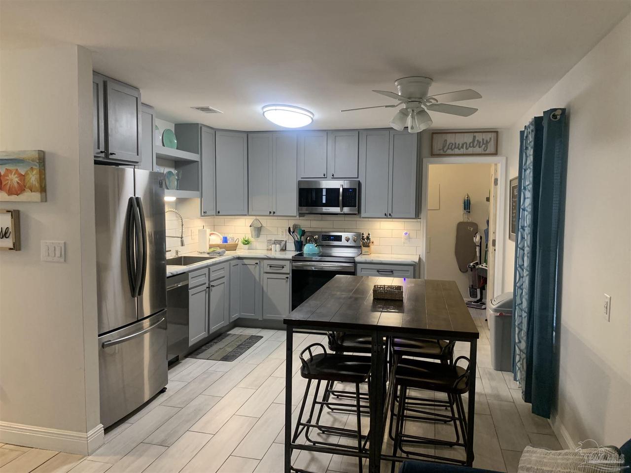 2866 Villa Woods Cir
