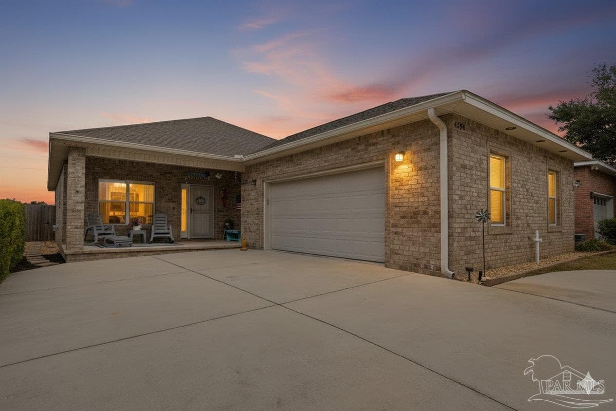 4154 Oak Pointe Dr