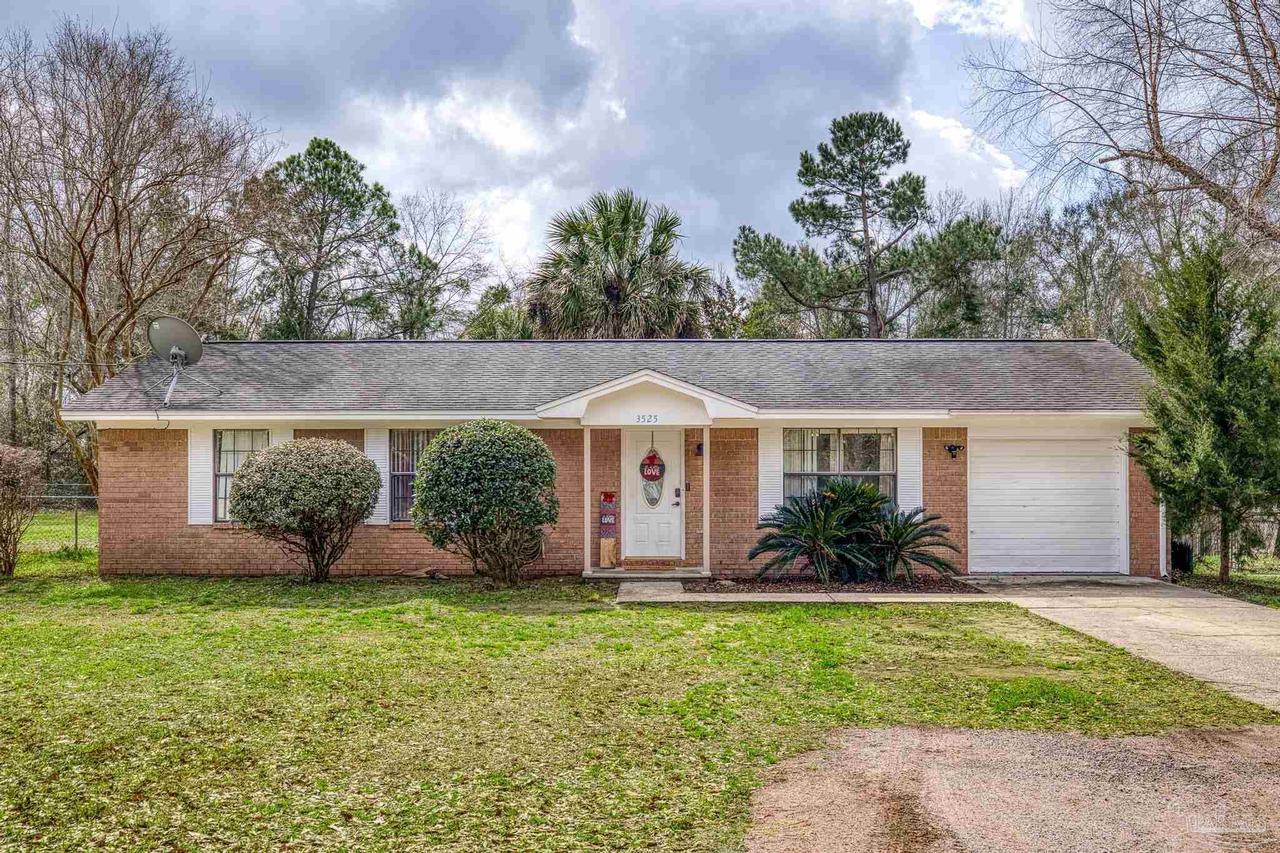 3525 Applewood Ln