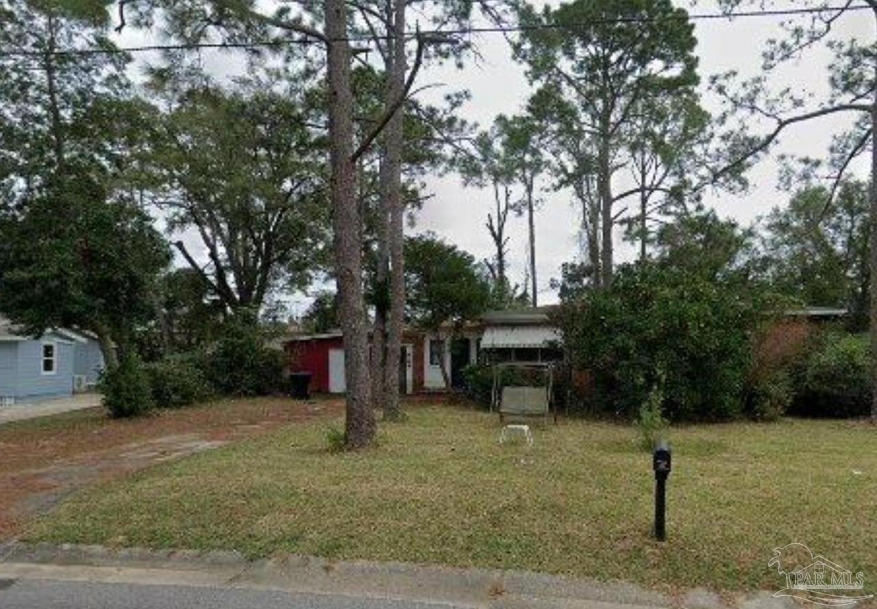 32 Escalona Ave