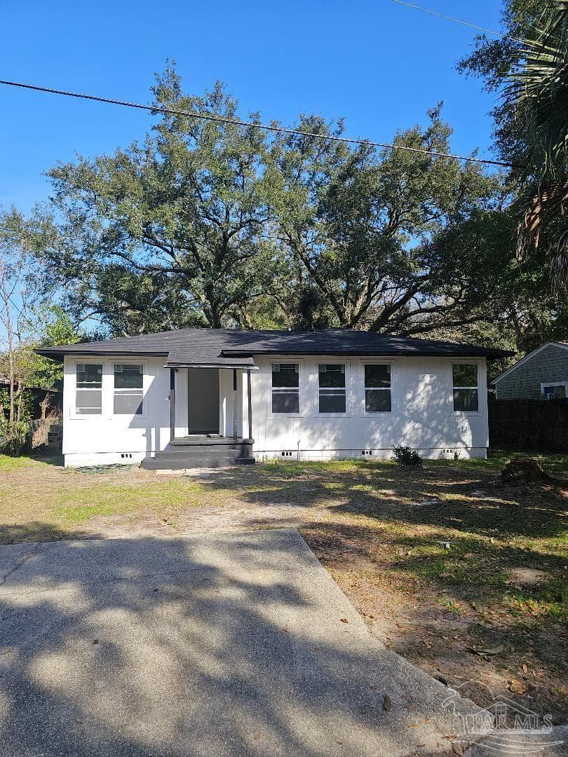 26 Kennington Dr