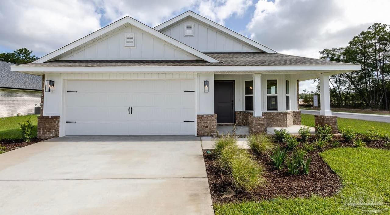 5298 Hidden Pines Cir