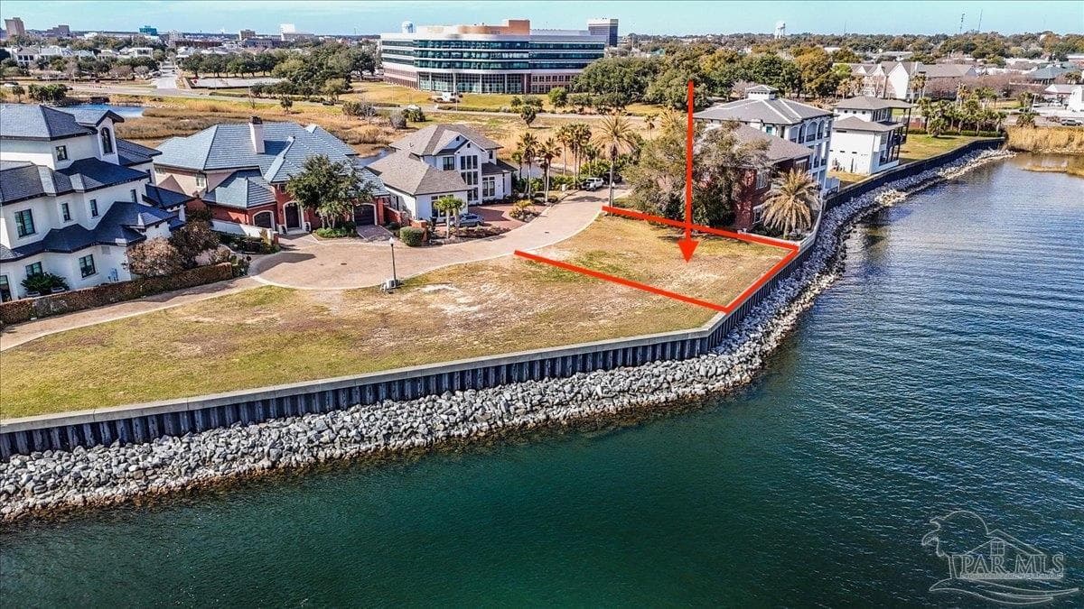 16 Wharf Ave