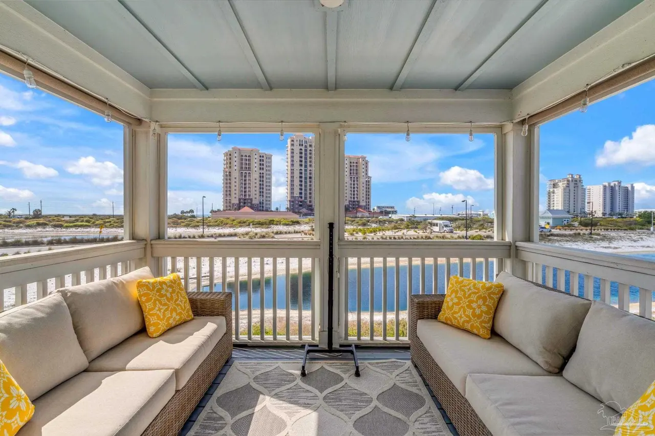 14221 Beach Heather Ct