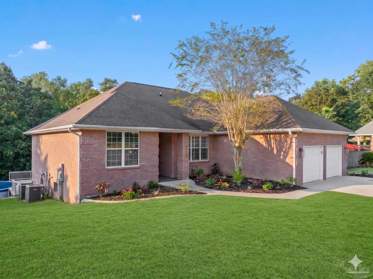 800 Shadow Ridge Dr