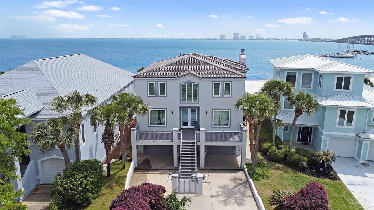 528 Eventide Dr