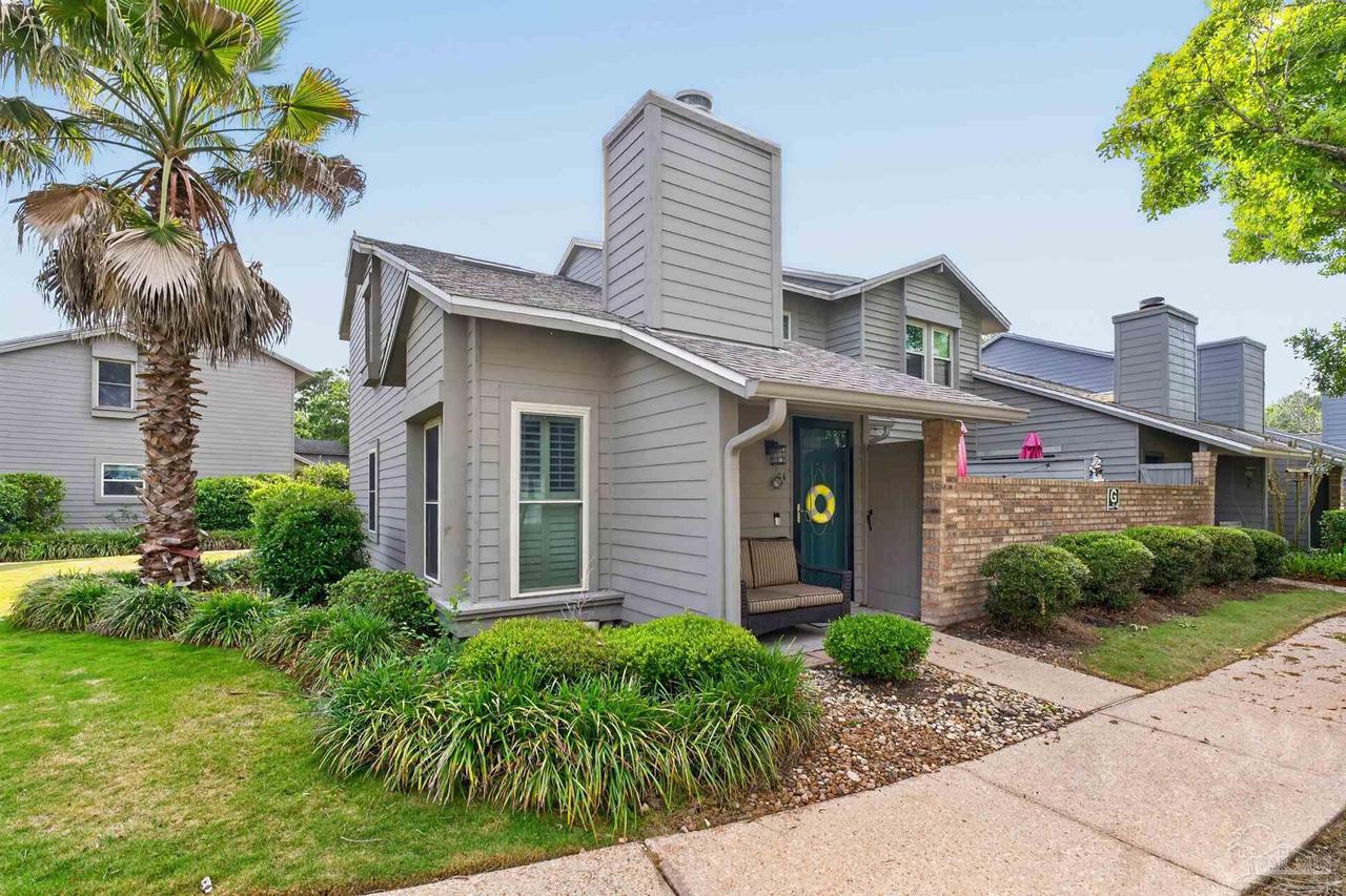 389 Club House Dr # 4G