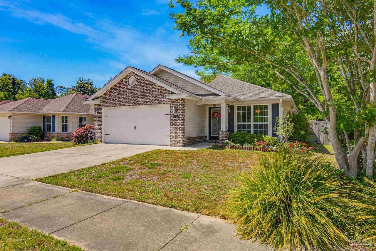 5198 Teresa Dr