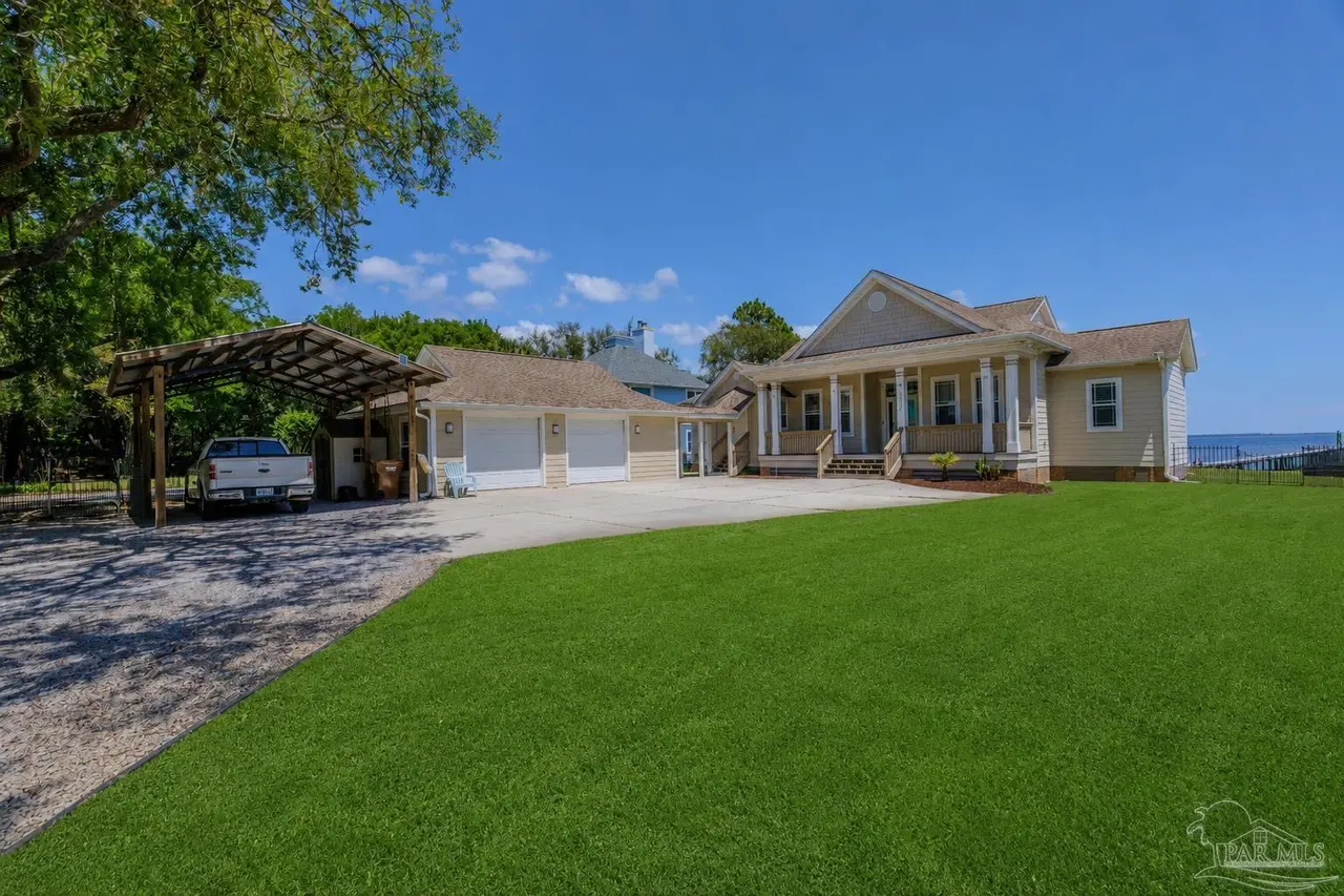 1636 Moonraker Dr