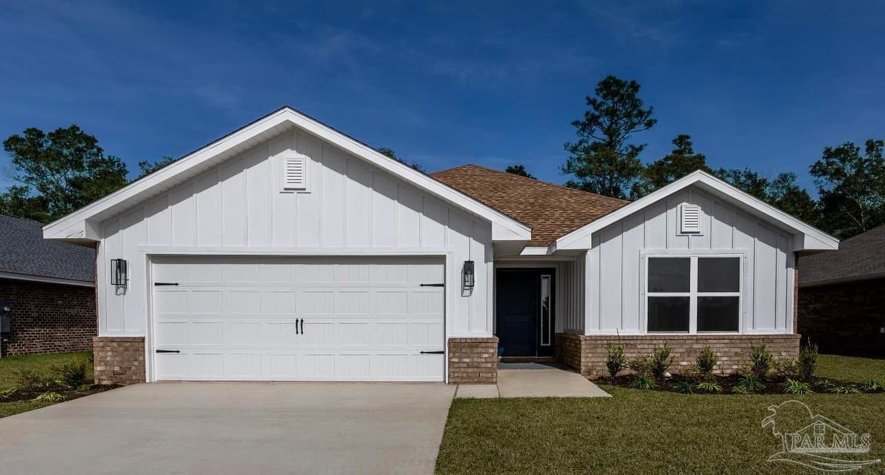 5270 Hidden Pines Cir