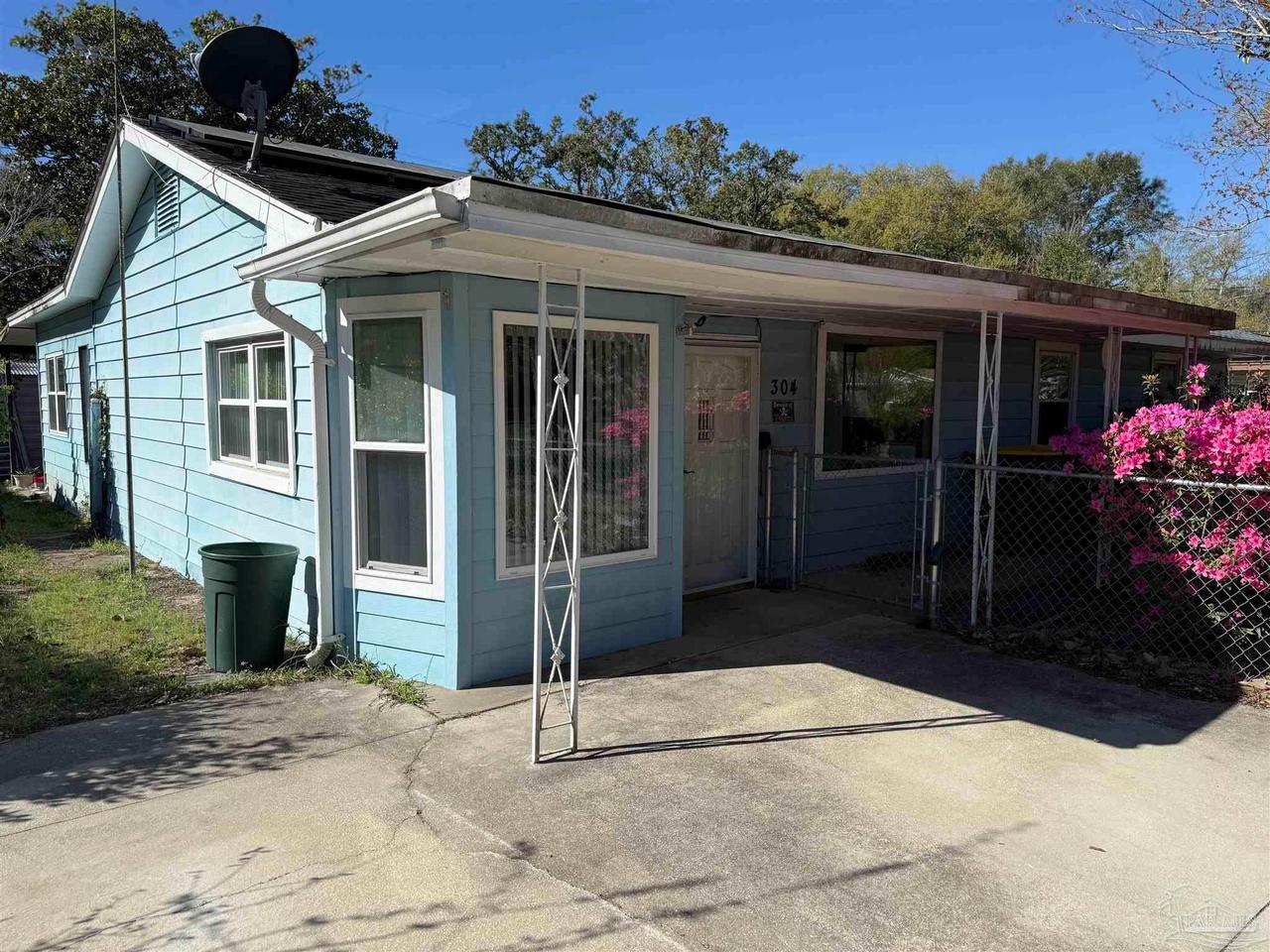 304 Oakland Cir