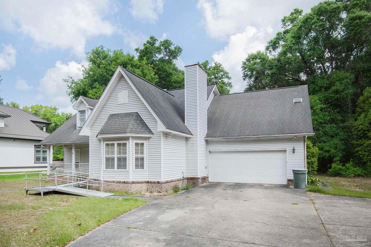 5008 Muldoon Cir