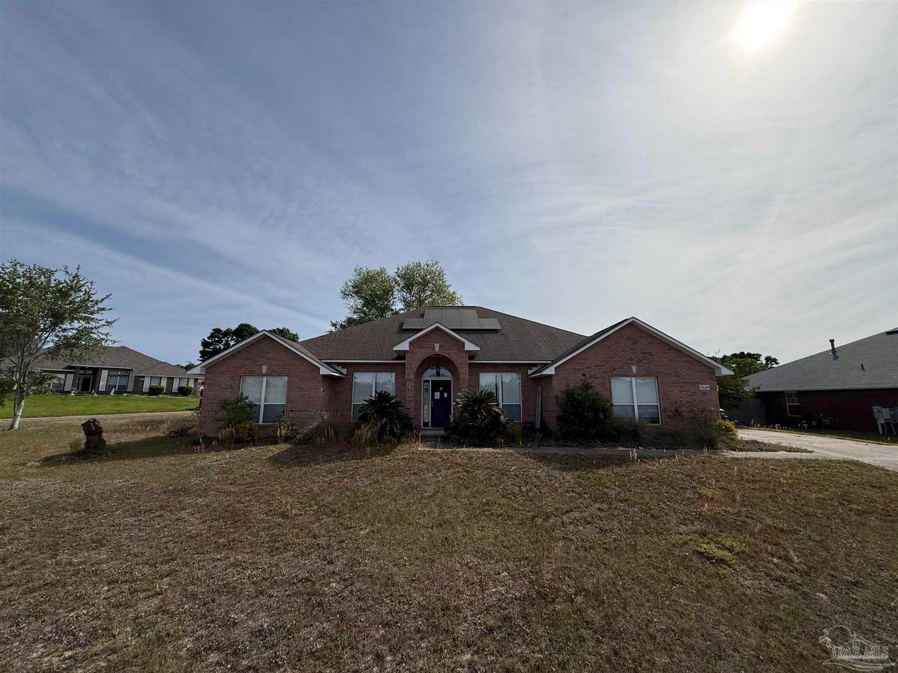 5589 Colinas Verde Dr