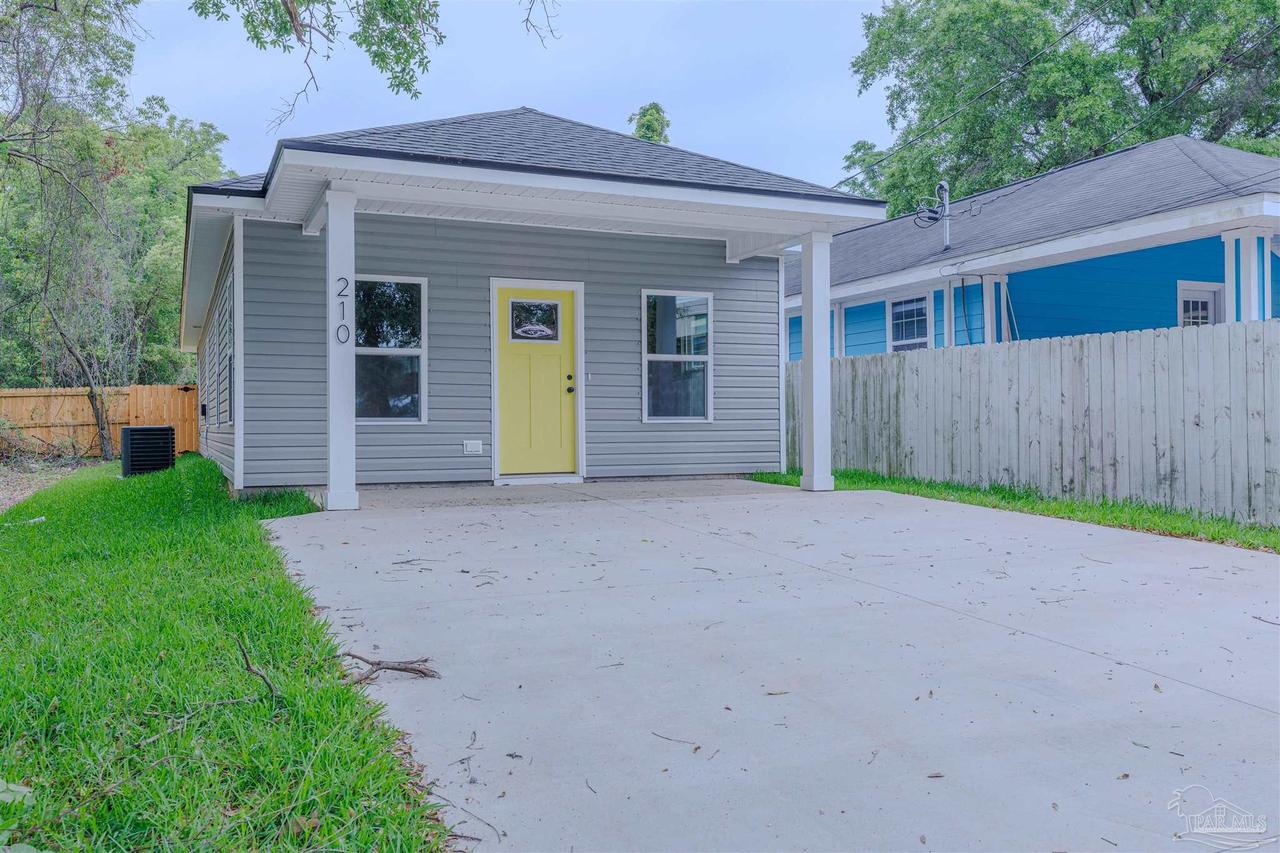 210 Lakeview Ave