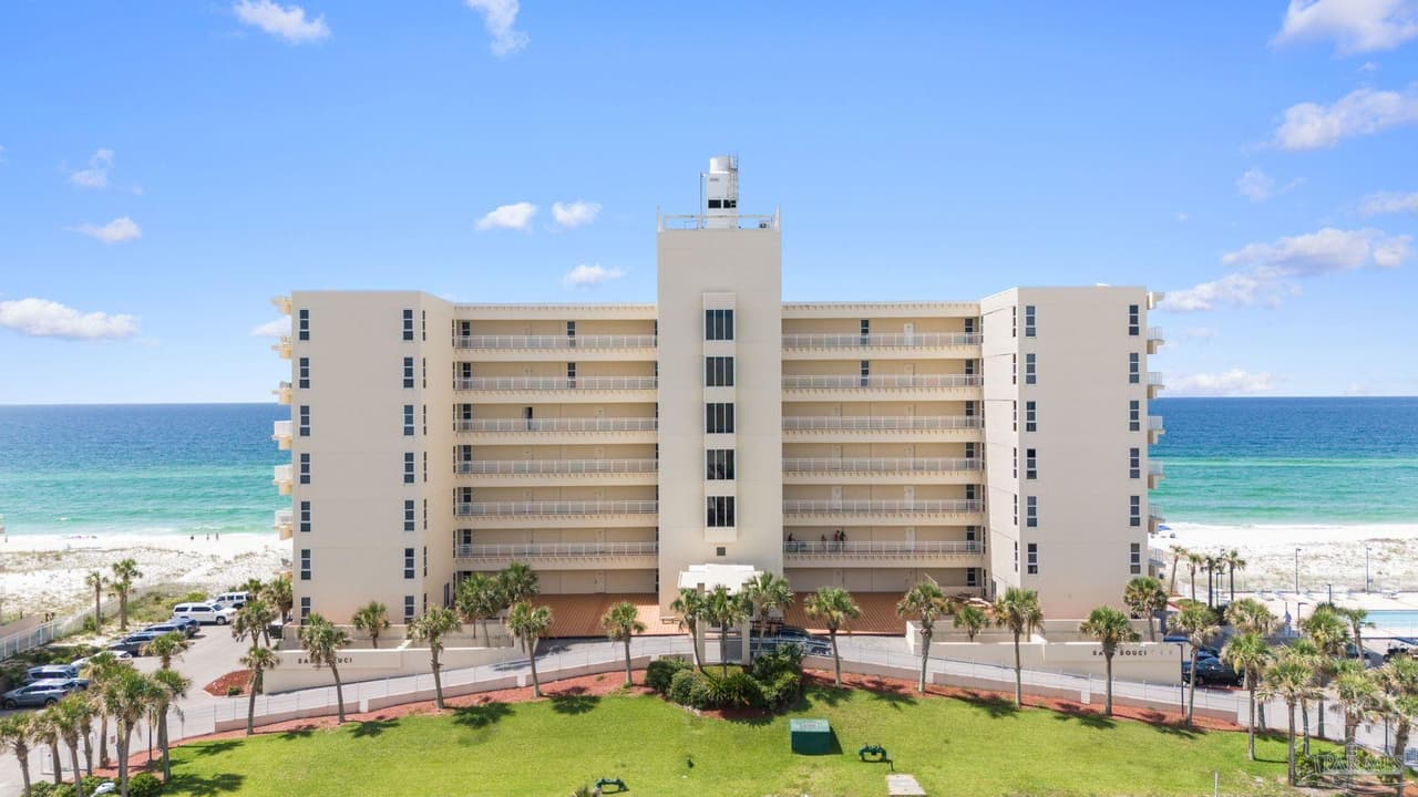 999 Ft Pickens Rd # 708