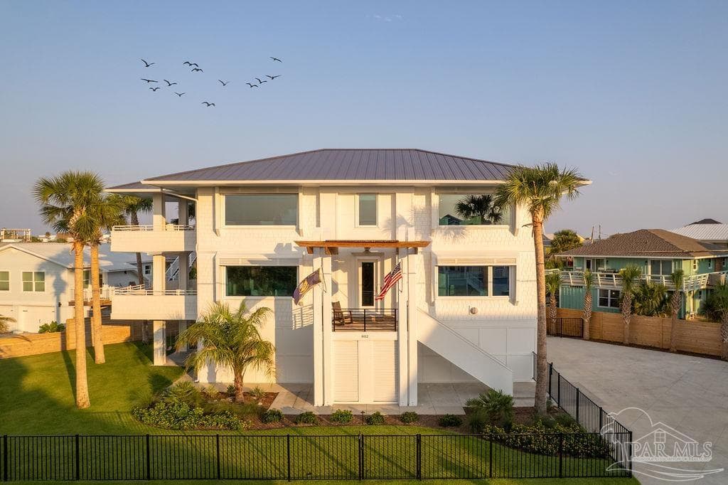 802 Rio Vista Dr