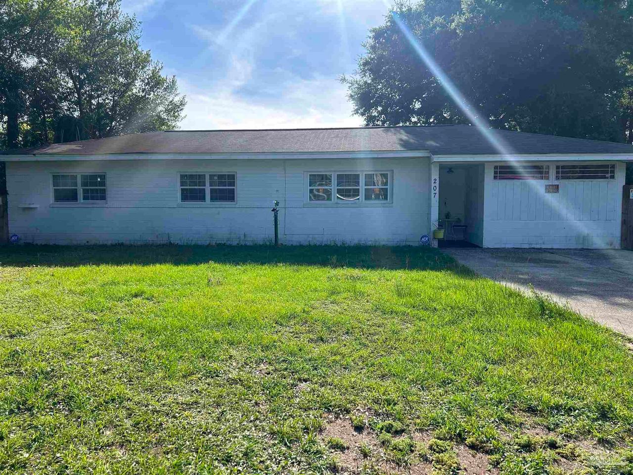 207 Emerald Ave