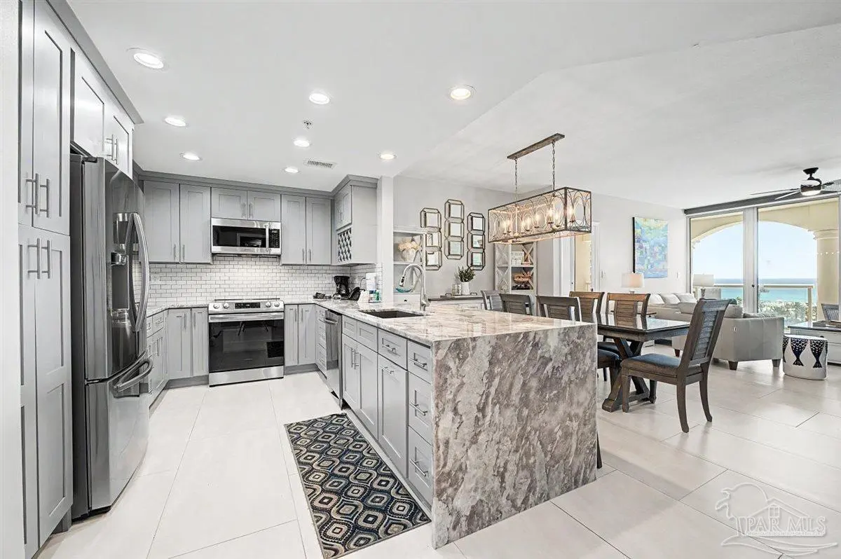 2 Portofino Dr # 606
