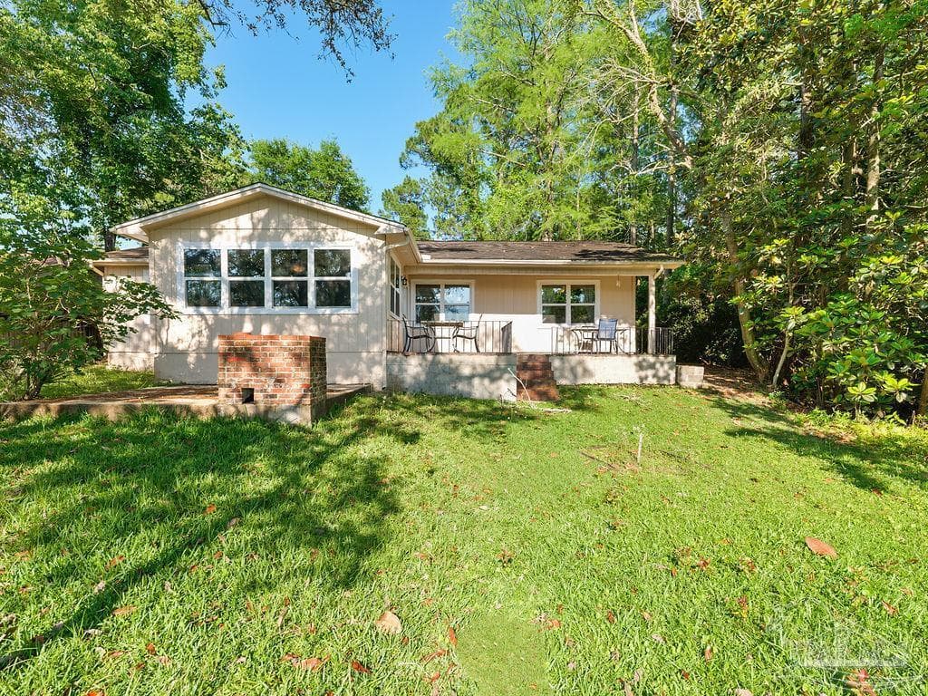 609 Dog Track Rd