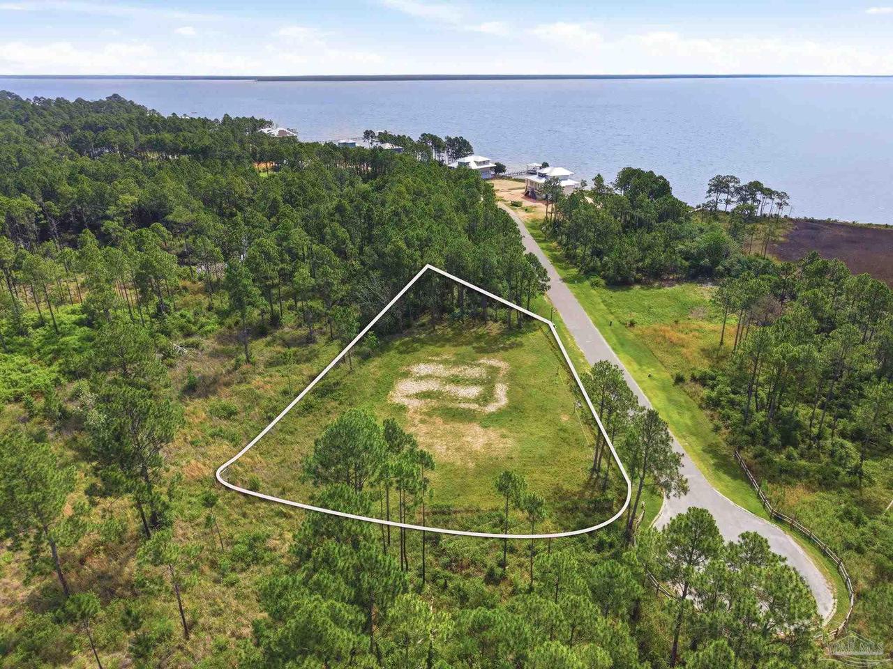 1045 Oyster Bay Dr
