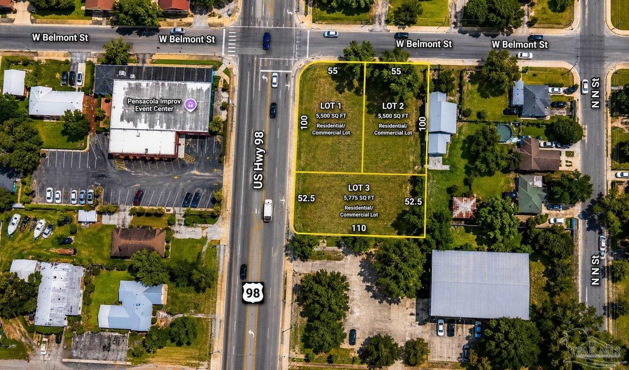 320 Pace Blvd
