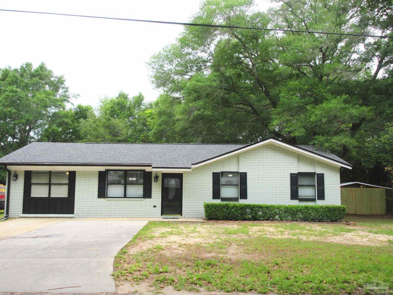 5143 Oakleaf Dr