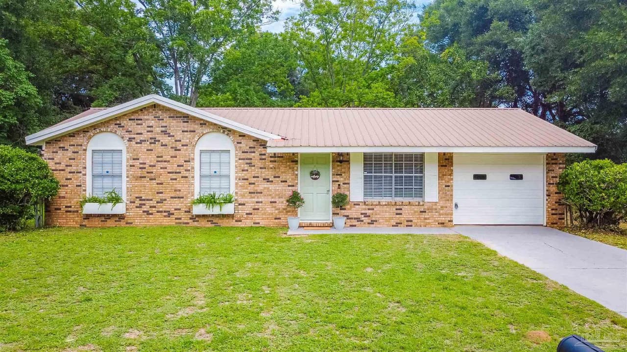 4272 Avenida De Golf