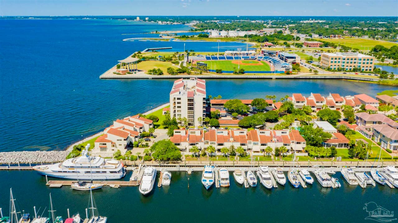 4 Port Royal Way