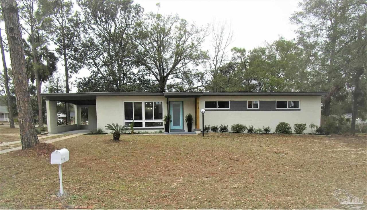 814 Woodland Dr