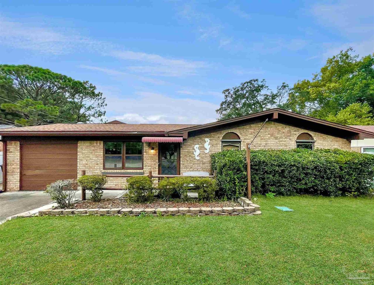 2995 Newton Dr