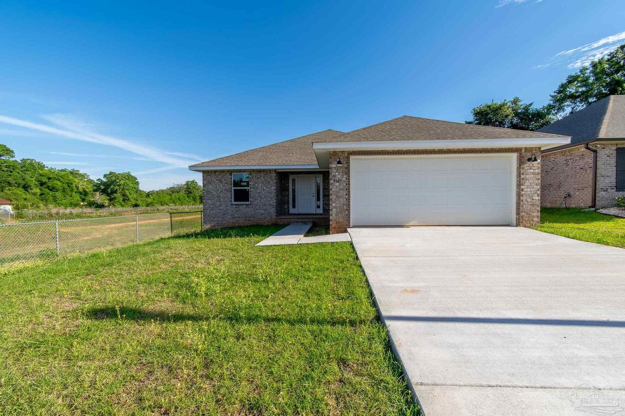 4621 Queen Palm Ct