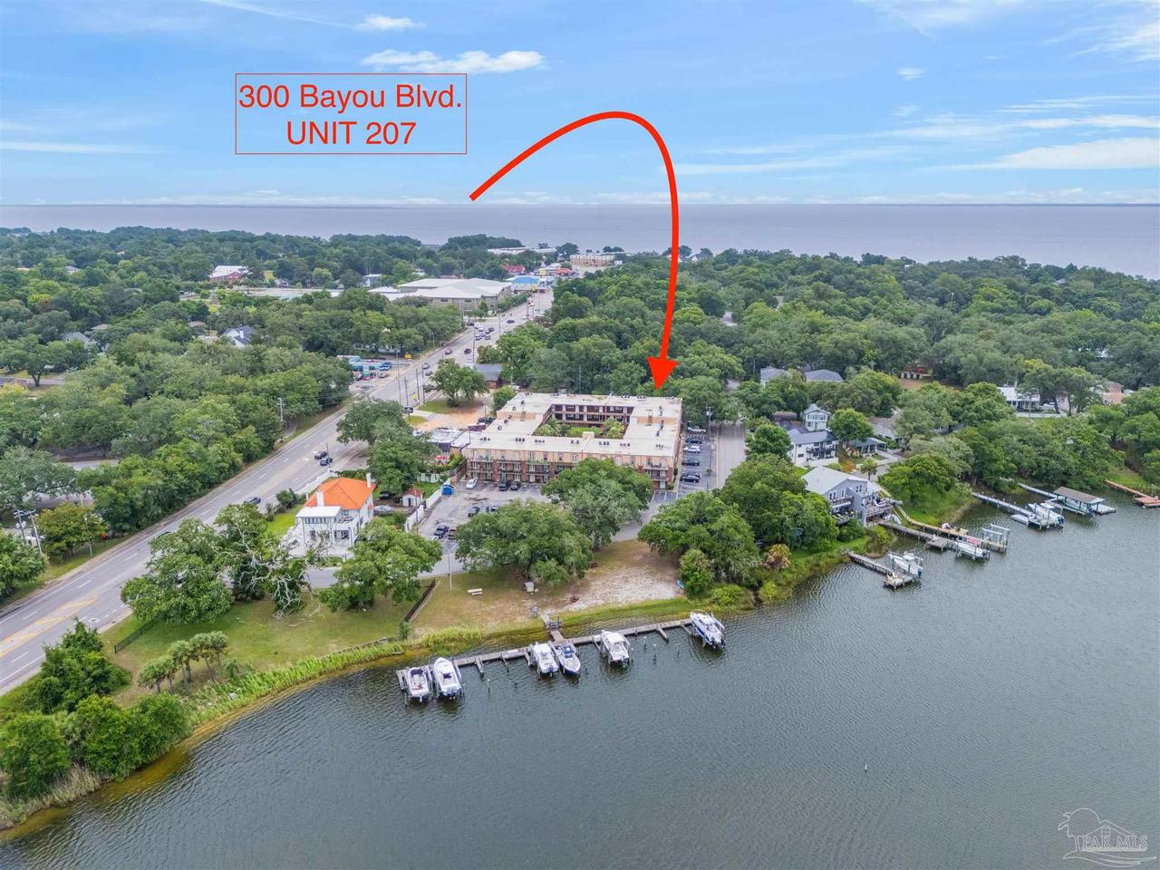 300 Bayou Blvd # 207